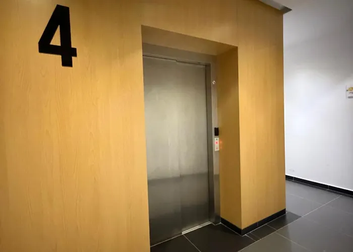 Luxury 8 At Square 21 Apartament Tirana